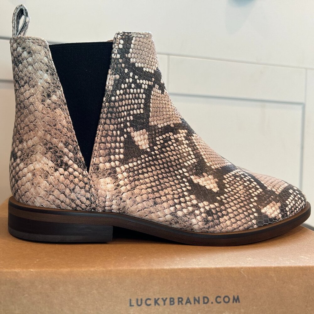 NIB Lucky Brand Haylia Leather Snake Print Boots